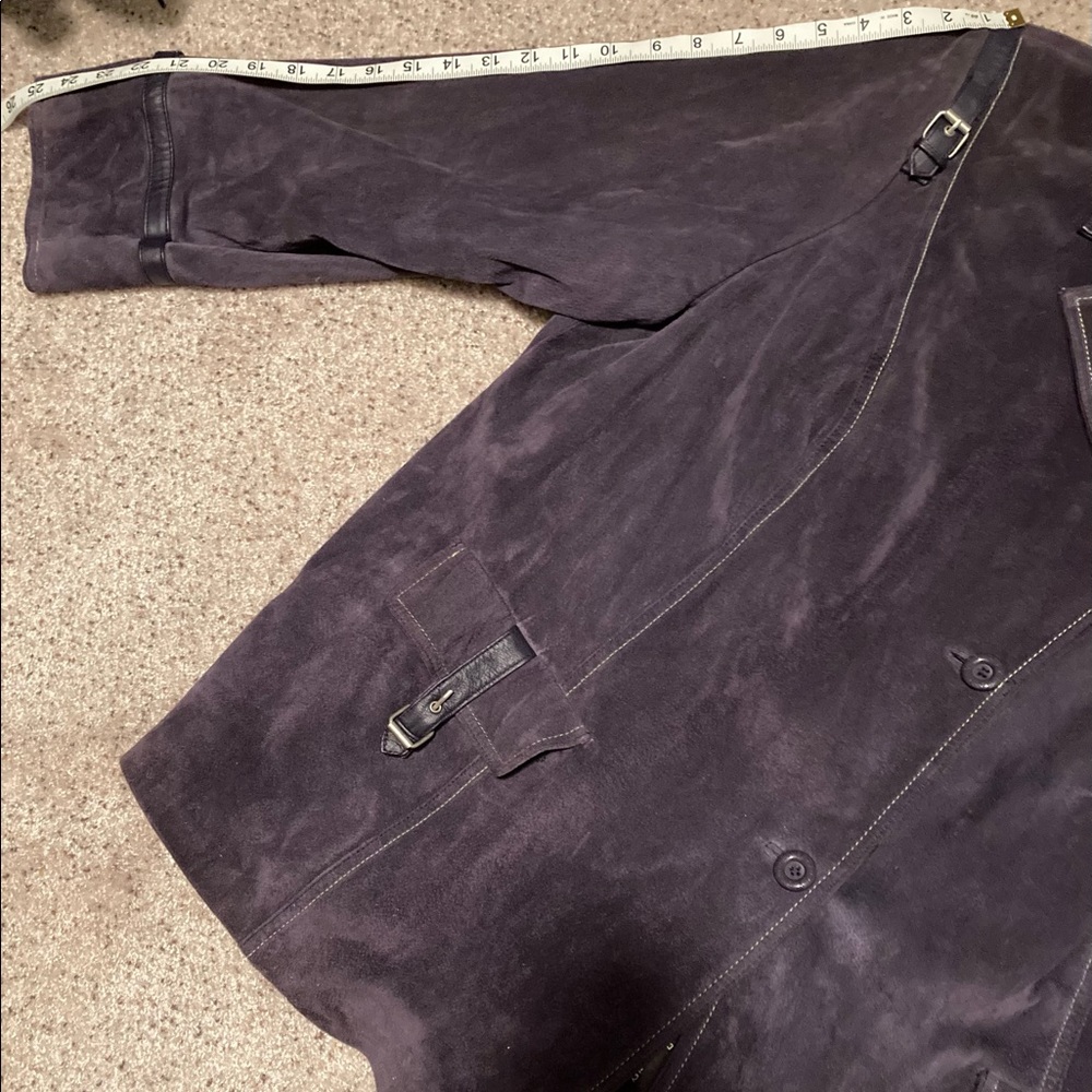 Suede coat - Picture 6 of 6
